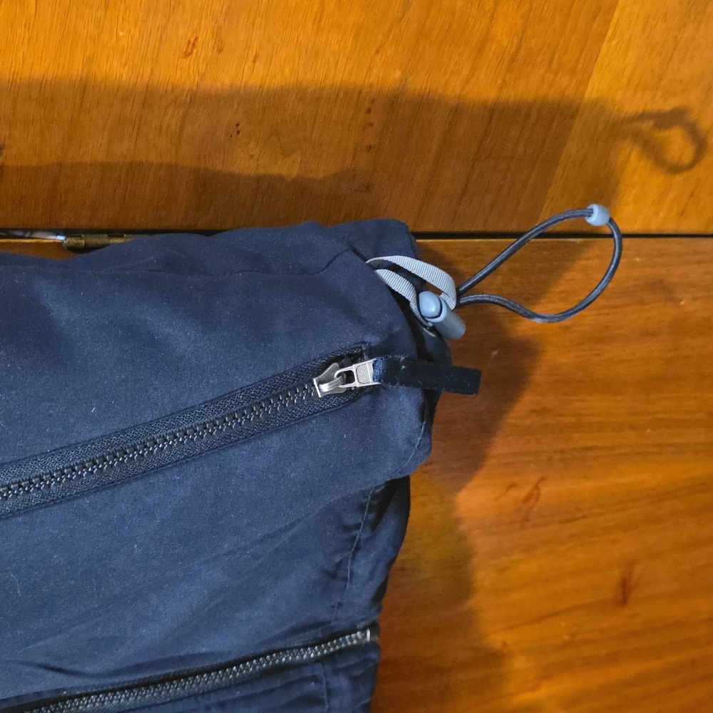 Vest - Picture 3 of 6